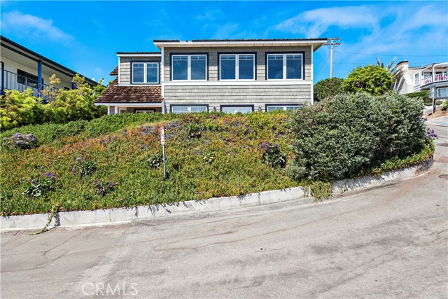 Detail Gallery Image 48 of 61 For 154 Pearl St, Laguna Beach,  CA 92651 - 3 Beds | 3 Baths
