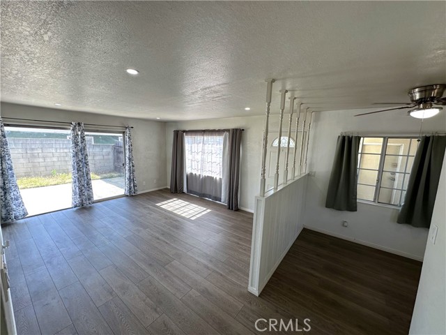 Image 10 of 42 For 820 Kenmore Street