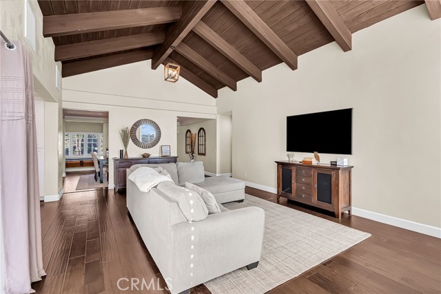 Detail Gallery Image 17 of 74 For 1250 Highridge, Riverside,  CA 92506 - 3 Beds | 3 Baths