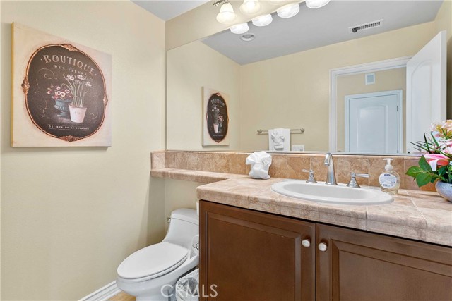 Detail Gallery Image 21 of 33 For 14496 Meadowbrook Ln, Corona,  CA 92880 - 5 Beds | 4/1 Baths