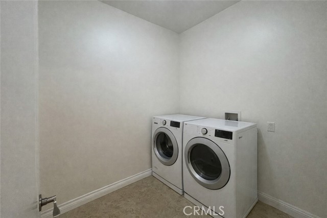 Detail Gallery Image 13 of 19 For 5234 Vantage #105,  Valley Village,  CA 91607 - 2 Beds | 3 Baths