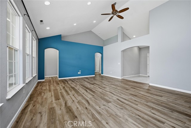 Detail Gallery Image 2 of 8 For 19611 Mountain, Hidden Valley Lake,  CA 95467 - 3 Beds | 2 Baths