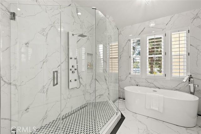 12257 Pevero, Tustin CA: https://media.crmls.org/medias/5dfe8ed5-f22d-4d6a-9fd3-22b707920d78.jpg
