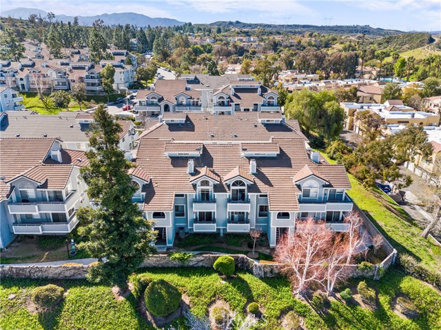 Detail Gallery Image 33 of 36 For 26873 Claudette St #112,  Canyon Country,  CA 91351 - 2 Beds | 2 Baths