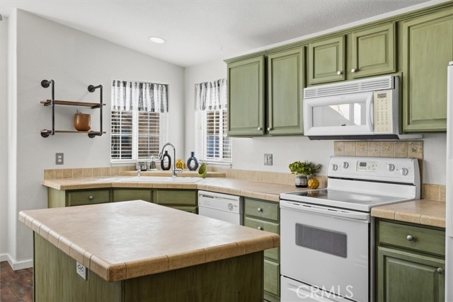 Detail Gallery Image 14 of 32 For 43555 Highway 41 #A15,  Oakhurst,  CA 93644 - 3 Beds | 2 Baths