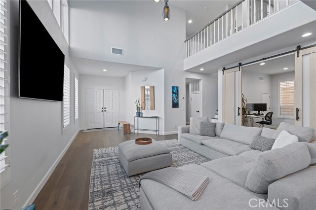 Detail Gallery Image 8 of 55 For 325 E Concord, Placentia,  CA 92870 - 5 Beds | 2/1 Baths