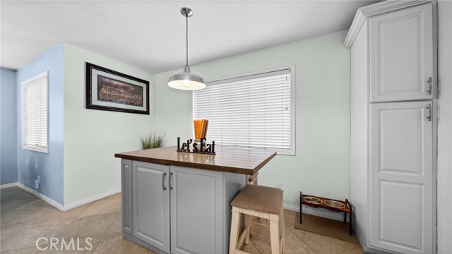 Detail Gallery Image 10 of 19 For 4845 W 118th Pl, Hawthorne,  CA 90250 - 3 Beds | 2/1 Baths