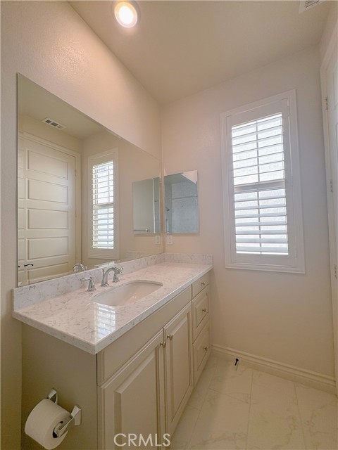 224 Geyser, Irvine CA: https://media.crmls.org/medias/5dffd48e-9723-40c7-a4c4-543173e69ac6.jpg