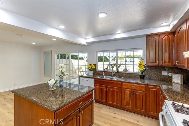 Image 11 of 46 For 5353 Barrett Circle