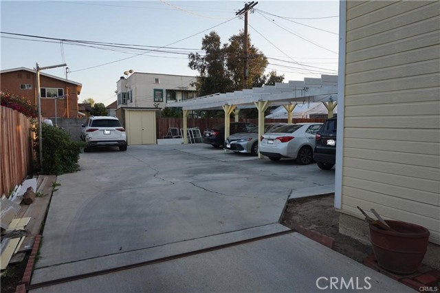 Detail Gallery Image 5 of 11 For 1770 1772 W 22nd St, Los Angeles,  CA 90007 - – Beds | – Baths