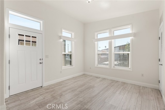 8250 Lankershim Boulevard, Space 185 photo 6