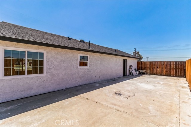 6268 Maloof Avenue, Fontana, California 92336, 3 Bedrooms Bedrooms, ,2 BathroomsBathrooms,Single Family Residence,For Sale,Maloof,DW24089516