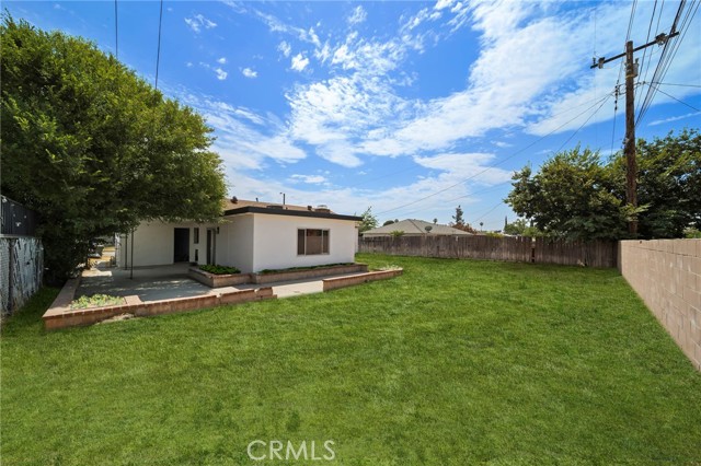 Detail Gallery Image 14 of 16 For 3360 N Golden Ave, San Bernardino,  CA 92404 - 4 Beds | 2 Baths