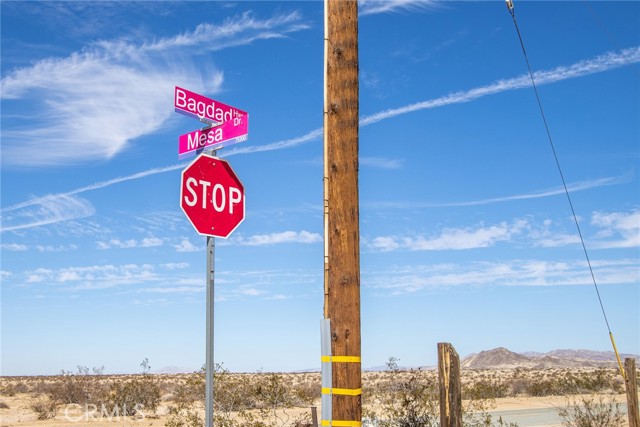 Detail Gallery Image 1 of 16 For 4300 Bagdad Hwy, Twentynine Palms,  CA 92277 - – Beds | – Baths