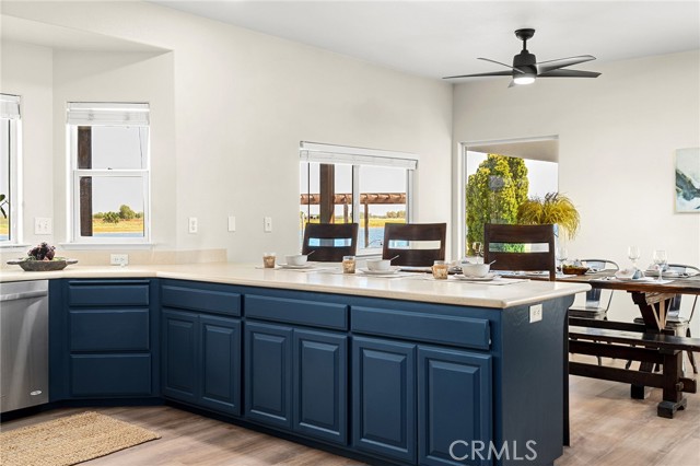 Detail Gallery Image 19 of 64 For 6065 County Road 22, Orland,  CA 95963 - 4 Beds | 3/1 Baths
