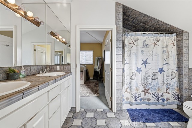 Detail Gallery Image 20 of 35 For 4177 S Cloverdale, Los Angeles,  CA 90008 - 4 Beds | 5 Baths