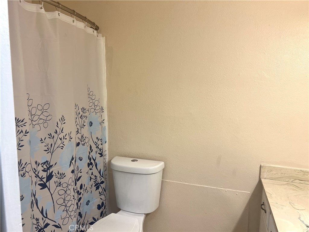 https://media.crmls.org/medias/5e02f8ad-e984-45ca-ad80-d92a2eff5e54.jpg?preset=X-Large