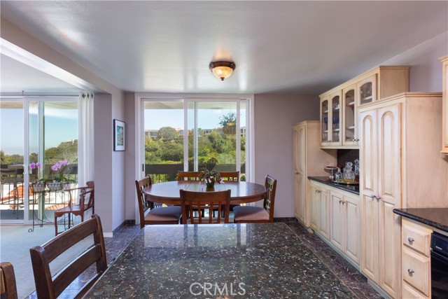 Detail Gallery Image 13 of 29 For 28121 Highridge Rd #301,  Rancho Palos Verdes,  CA 90275 - 2 Beds | 2 Baths