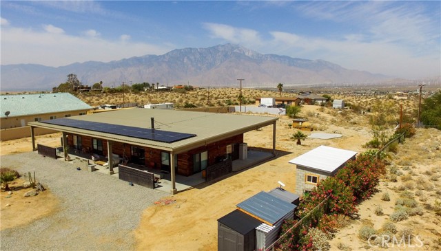 14991 Mcgarger Road, Desert Hot Springs CA: https://media.crmls.org/medias/5e078784-c676-4032-bf8b-8cc1d7019f26.jpg