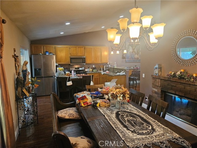 3320 Kipper Court, Lancaster CA: https://media.crmls.org/medias/5e07de9b-3fa9-4dbf-b7d1-9bf38dcf9fb2.jpg