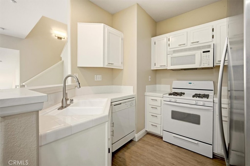 MLS #OC25258887 image #7