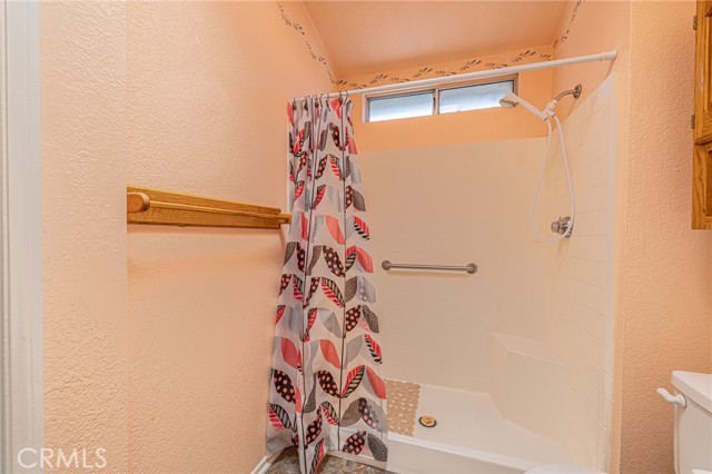 Detail Gallery Image 33 of 37 For 600 E Ivyton St, Lancaster,  CA 93535 - 3 Beds | 2/1 Baths
