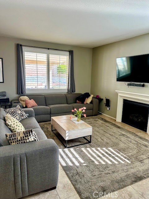 6654 Carnelian, Jurupa Valley CA: https://media.crmls.org/medias/5e09dbc5-bf03-433d-9bd0-8328fea3f100.jpg