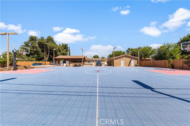 700 S Chaparro Road, Covina CA: https://media.crmls.org/medias/5e0bb395-d899-42d0-931b-a539f3951a40.jpg