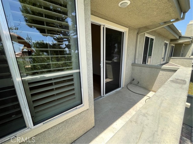 Detail Gallery Image 5 of 21 For 15794 Midwood Dr #6,  Granada Hills,  CA 91344 - 3 Beds | 3 Baths