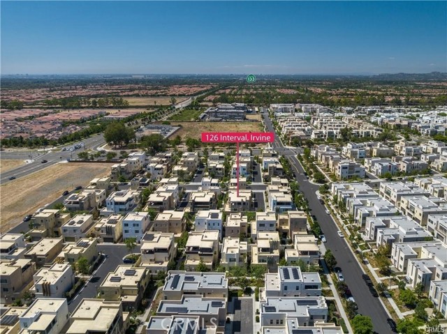 Detail Gallery Image 2 of 70 For 126 Interval, Irvine,  CA 92618 - 5 Beds | 4 Baths