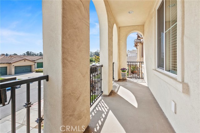 1283 Hollysprings Lane, Santa Maria CA: https://media.crmls.org/medias/5e0d1ca0-57ff-4392-9187-b84b90f31b98.jpg