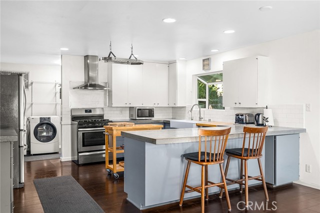 Detail Gallery Image 3 of 73 For 2848 Marigold Ave, Chico,  CA 95973 - 4 Beds | 2 Baths