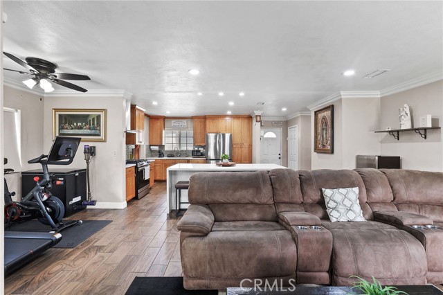 1313 E Merona Pl, Anaheim, CA 92805 photo 10