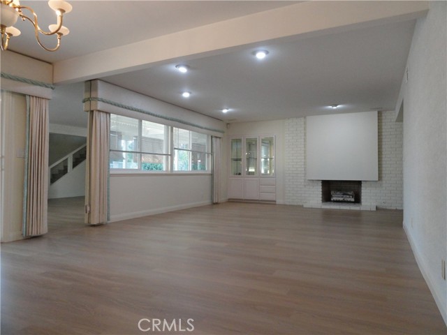 Front Image Thumbnail for CRPW26112984