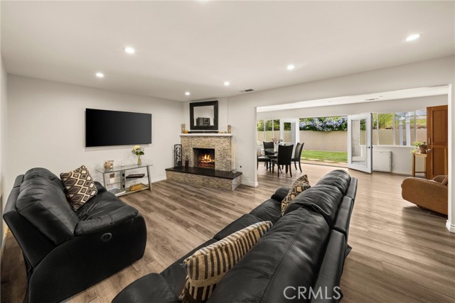 355 Glennora Way, Buellton CA: https://media.crmls.org/medias/5e0ef609-a568-410b-800f-cb4a962c5056.jpg