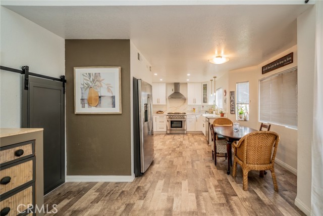 Detail Gallery Image 10 of 26 For 15690 Shadow Mountain Ln, Lake Elsinore,  CA 92530 - 3 Beds | 2 Baths