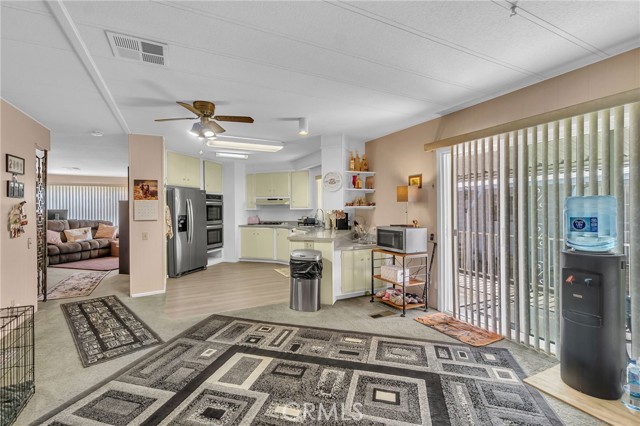 Detail Gallery Image 14 of 38 For 6741 Lincoln Ave #32,  Buena Park,  CA 90620 - 2 Beds | 2 Baths