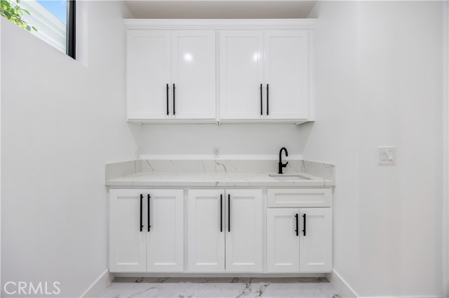 926 17th St, Hermosa Beach CA: https://media.crmls.org/medias/5e0fedf0-16a7-4dbc-94d9-59b1f15f2acb.jpg