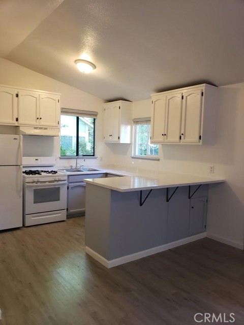 479 E 9th Street, Chico CA: https://media.crmls.org/medias/5e103d5b-3a6f-47cb-bab6-29c7e02bfe1c.jpg