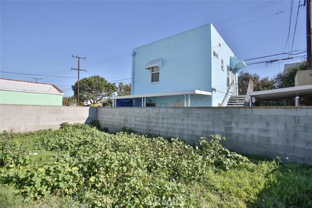 2408 Baltic Avenue, Long Beach, California 90810, 2 Bedrooms Bedrooms, ,1 BathroomBathrooms,Single Family Residence,For Sale,Baltic,PW23222621