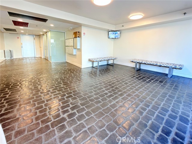 Detail Gallery Image 34 of 50 For 1129 Larrabee St #10,  West Hollywood,  CA 90069 - 2 Beds | 2 Baths