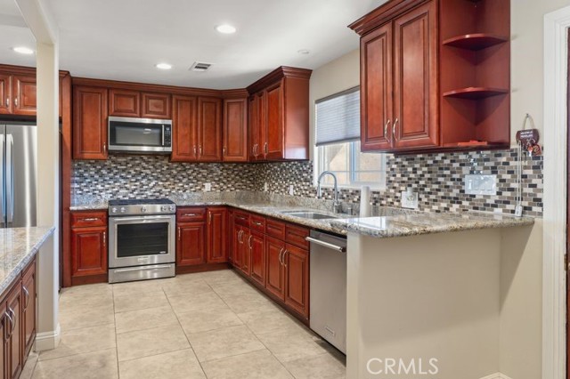 Detail Gallery Image 3 of 37 For 16139 Blue Lagoon, La Puente,  CA 91744 - 4 Beds | 2 Baths