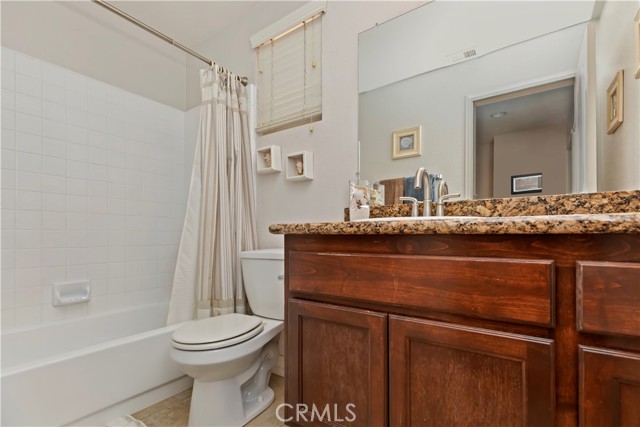 17015 Knollbrook Place, Riverside CA: https://media.crmls.org/medias/5e110566-d80b-432e-88b0-f389d3d133ce.jpg