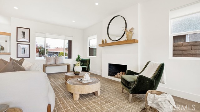 Detail Gallery Image 11 of 42 For 2735 Monogram, Long Beach,  CA 90815 - 5 Beds | 3 Baths