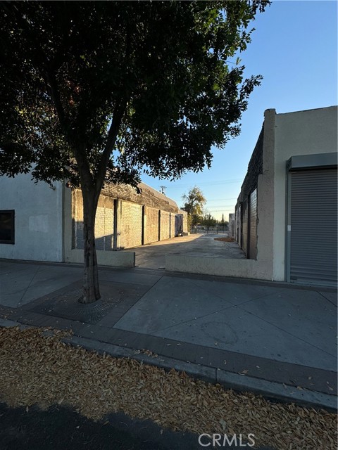 Detail Gallery Image 1 of 3 For 5442 Mission Bld, Jurupa Valley,  CA 92509 - – Beds | – Baths