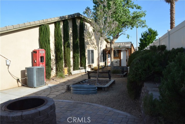 Detail Gallery Image 35 of 42 For 17648 Park Plaza Ct, Victorville,  CA 92395 - 4 Beds | 2 Baths