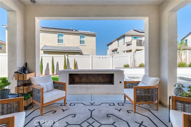 Detail Gallery Image 12 of 37 For 39253 Ceanothus Pl, Temecula,  CA 92591 - 4 Beds | 3/1 Baths