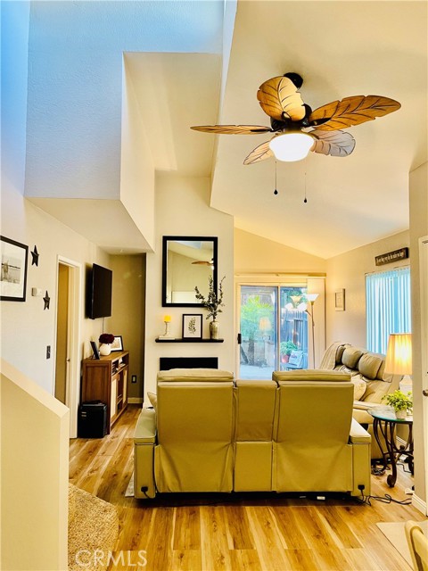 Detail Gallery Image 6 of 30 For 622 Parkview Drive, Lake Elsinore,  CA 92530 - 2 Beds | 1 Baths