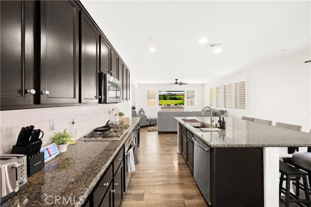 Detail Gallery Image 8 of 22 For 36380 Lantana Ct, Lake Elsinore,  CA 92532 - 4 Beds | 3 Baths