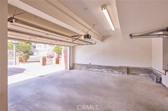 Detail Gallery Image 29 of 34 For 18662 Jockey Cir, Huntington Beach,  CA 92648 - 5 Beds | 4 Baths